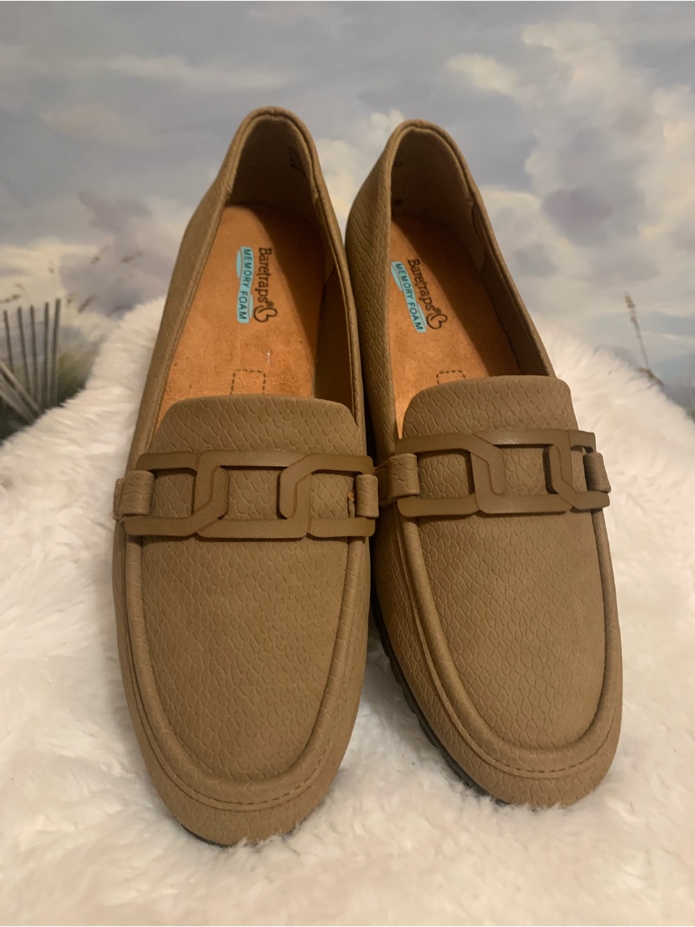BARETRAPS Addison ladies size 9 tan wedge slip on loafer LNWOT